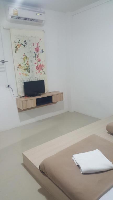 Cheaper Room Surat Thani Exterior photo