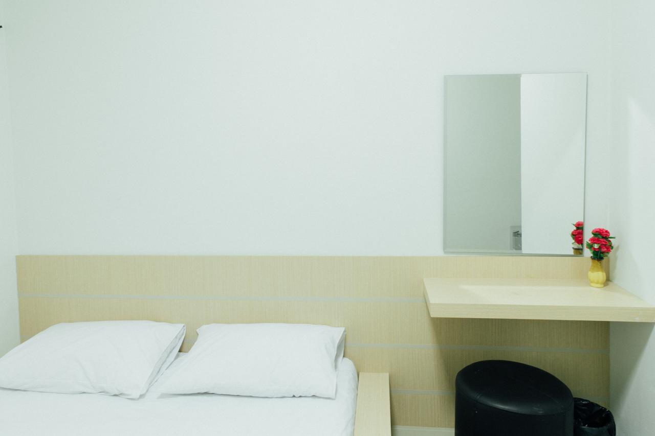 Cheaper Room Surat Thani Exterior photo